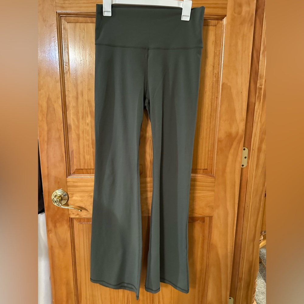 Fabletics flare yoga pants